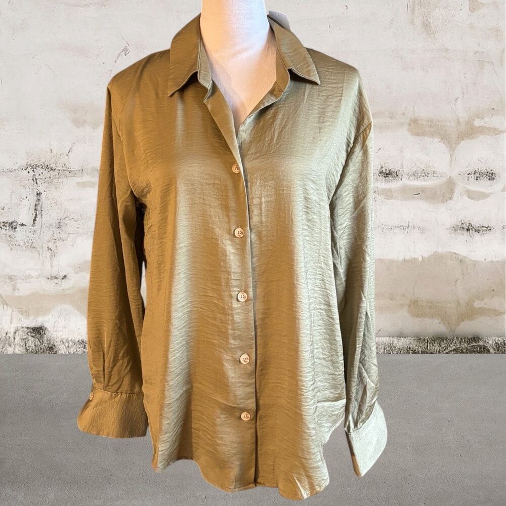 The Workshop Women’s Silky Satin Button Down Shirt in Olive Green Medium NWT - Picture 3 of 7